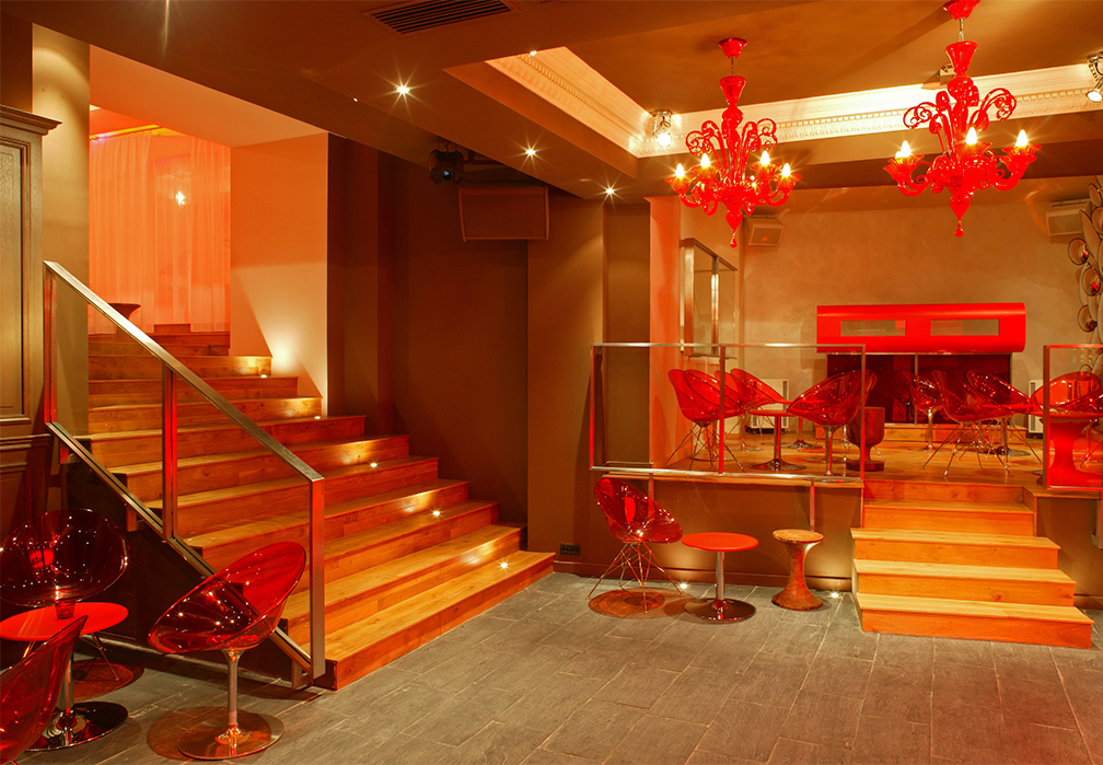 Hazard Studio - Projet de design intérieur du bar le Carrousel à Nantes - escaliers